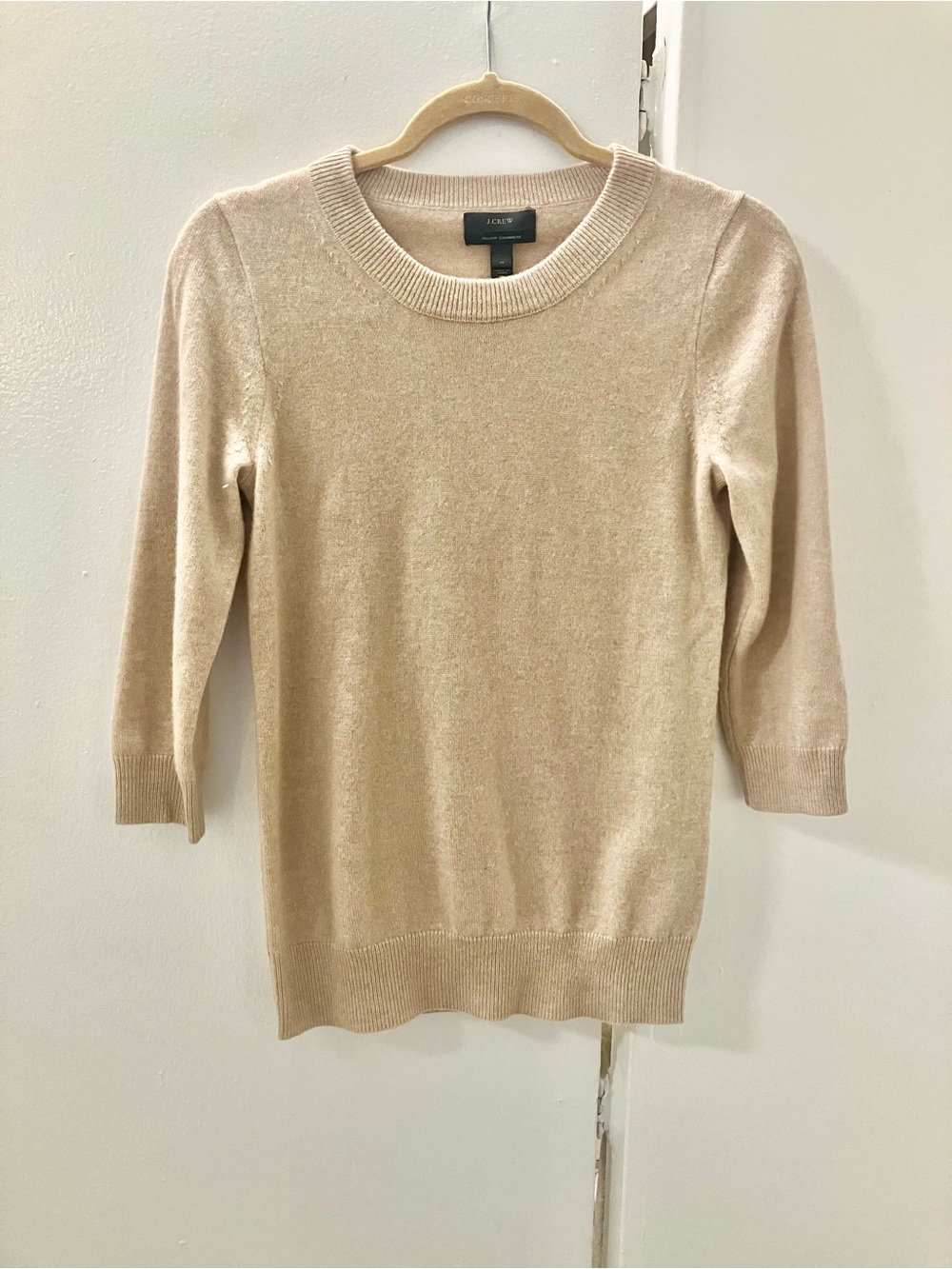 J Crew Women’s 100% Italian Cashmere Tan 3/4 Sleeve Crewneck Sweater Sz XS.